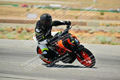 media/May-31-2025-Classic Track Day (Sat) [[da23ab3028]]/Group B/Session 3 (Turns 10 and 11)/